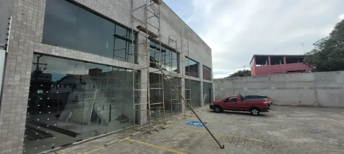 Loja para aluguel com 110 m² na Luiz Tarquinio Pontes - Lauro de Freitas - BA