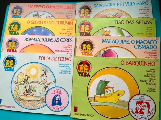 Coleção com 28 Taba Histórias E Músicas Brasileiras