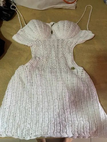 Vende-se vestido crochê 