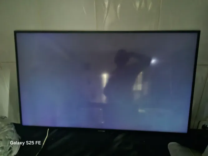 Tv pra concertar ou retirada de peça