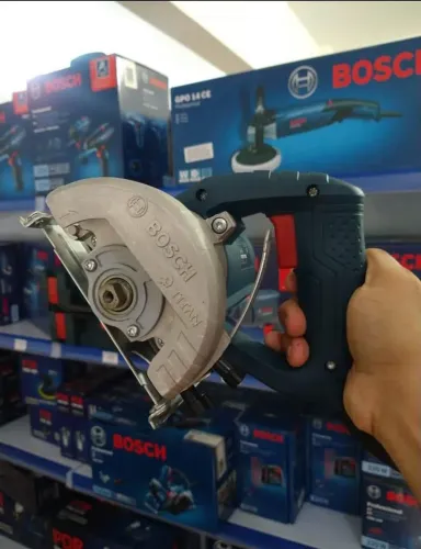 Makita Bosch nova lacrada entrego