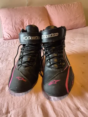 Bota apinestar feminino numero 37
