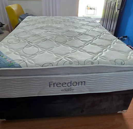 Conjunto cama box casal baú