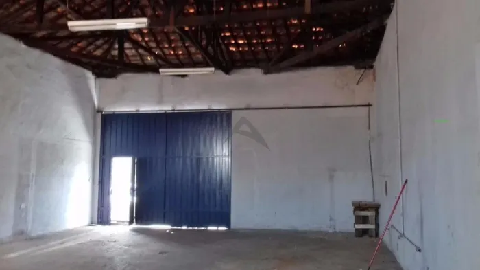 Salão à venda em Campinas, São Bernardo, com 173.9 m²