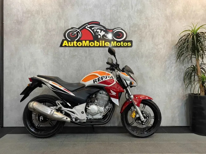 Honda CB 300 R Repsol ano 2014