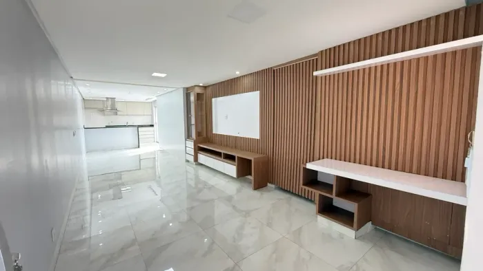 Casa com 3 quarta Venda no Condomínio Vida Bela na Go 070