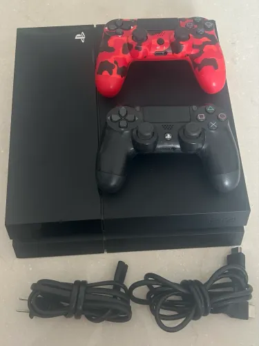 Play Station 4 Slim 