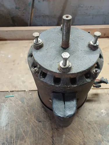 Motor 1 cv 220V