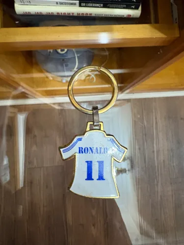 Chaveiro Ronaldo R9 Real Madrid