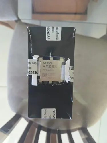 Processador AMD Ryzen 7 7700 OEM