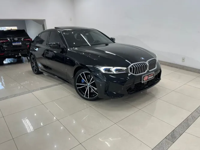 BMW 320I A 2.0 TB M Sport Activeflex 16V 4P 2023