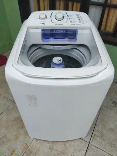 Maquina Electrolux 12kg com defeito
