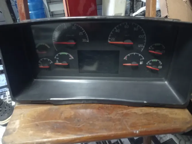 Painel de instrumentos volvo fh .