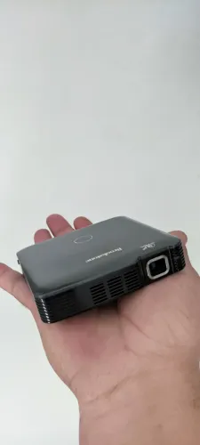 Mini Projetor Brookstone HDMI com Bateria Interna