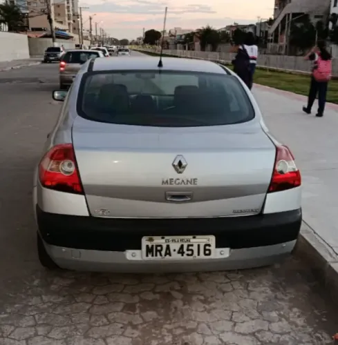 Renault Megane Sedan Expression Hi-flex 1.6 16V 2007
