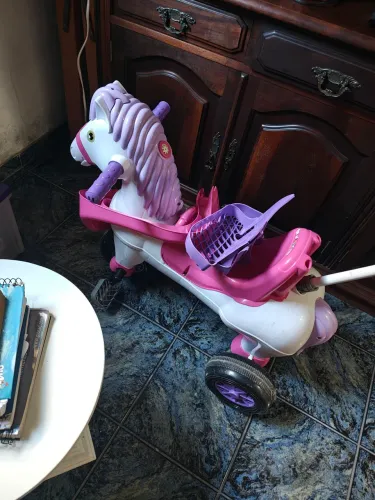 Carrinho De Passeio e Pedal Infantil Potó Cavalinho Calesita