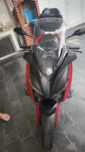 Vendo Yamaha XMAX 250 ABS