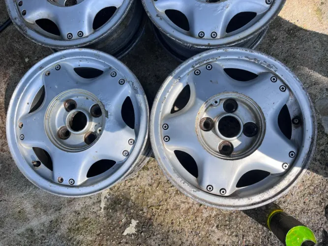 Rodas Aro 14 Volkswagen Gol Santana Parati