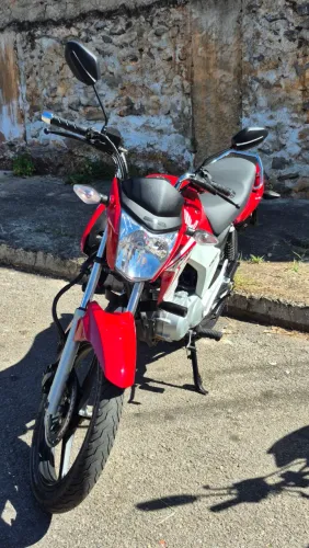 VENDE-SE TITAN 150