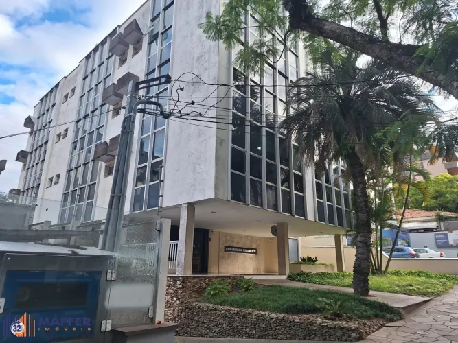 Sala coml. térreo,36m2, 02 banhs. rua D.Laura, R,Branco, 01 vaga