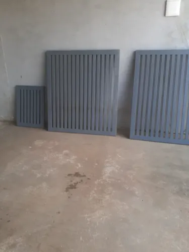 Vende-se grades de ferro grosas para janelas  chapa reforcada