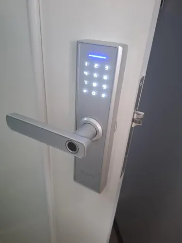 Fechadura digital de embutir com biometria Elsys ESF-DE2000B, NOVA!!
