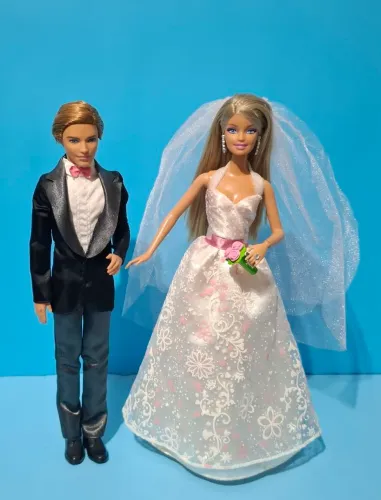 Barbie e Ken Noivos Bonecos Originais Mattel(Leia a descrição)