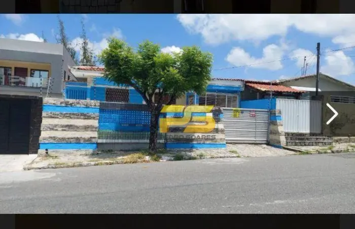 Casa com 3 dormitórios à venda, 280 m² por R$ 800.000,00 - Pedro Gondim - João Pessoa/PB