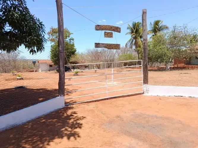 RANCHO A VENDA: PRÓXIMO AO PARQUE NAC. CAVERNAS DO PERUAÇU.