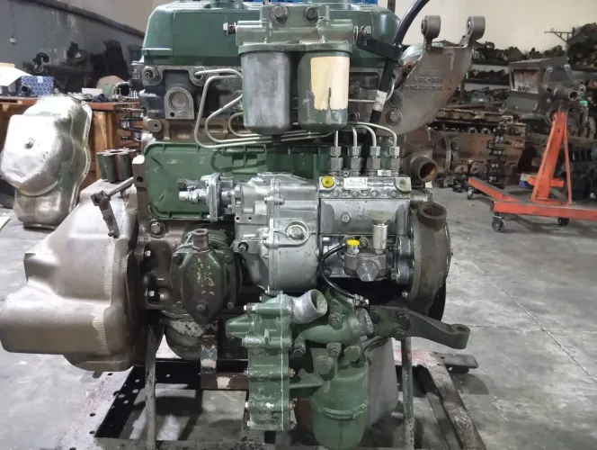 Motor Mercedes 364 LA 140cv