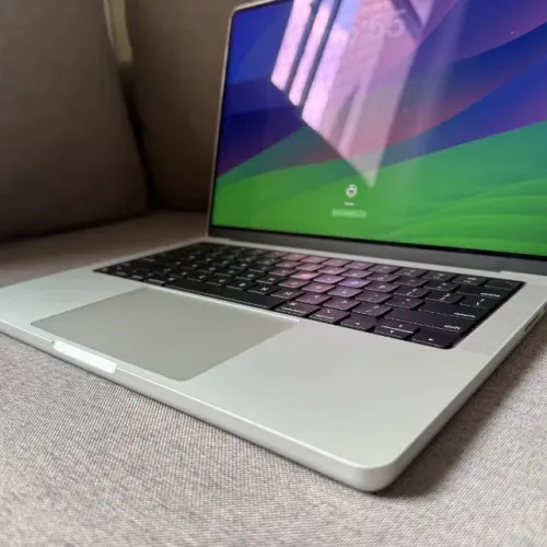 Macbook M1 Pro 16gb 1tb SSD 10 núcleos