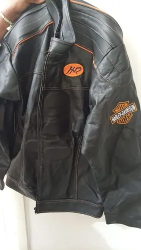 Jaquetas de couro Harley Davidson e Ducati 