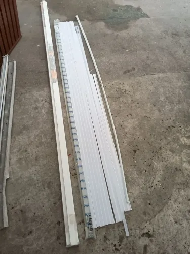 Roda pe + perfil de led