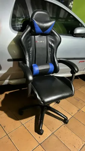 Cadeira gamer giratória reformada