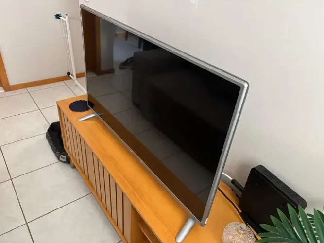  TV 42 + Fire TV Stick HD