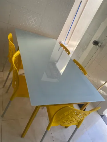 Vendo mesa de vidro