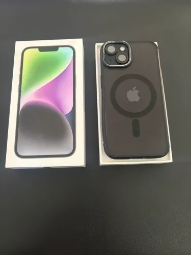 Vendo iPhone 14 - 256 GB - super conservado.