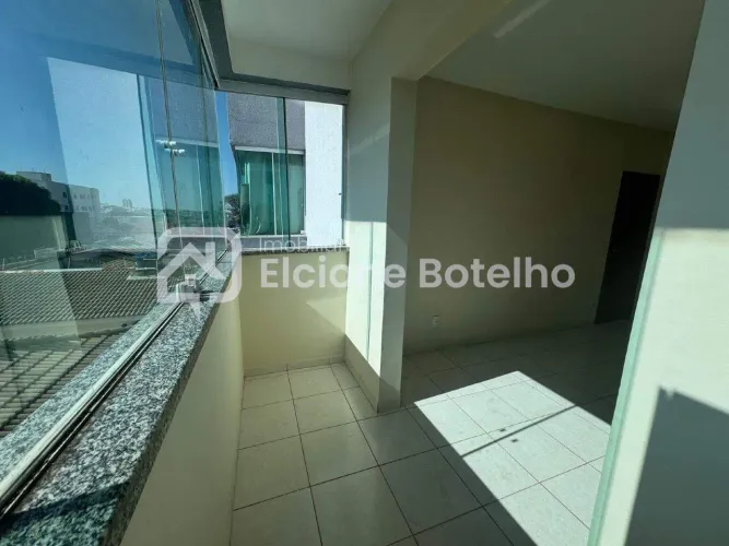 Apartamento residencial com 3 quartos (1 suíte) no Bairro Brasil - Uberlândia/MG