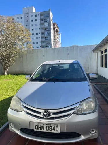 Toyota Etios XS Sedan 1.5 Flex 16V 4P Mec. 2016
