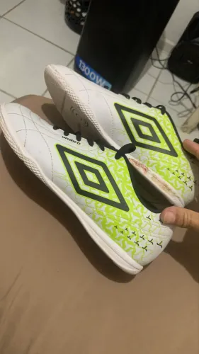 Chuteira  umbro futsal original TAM:42