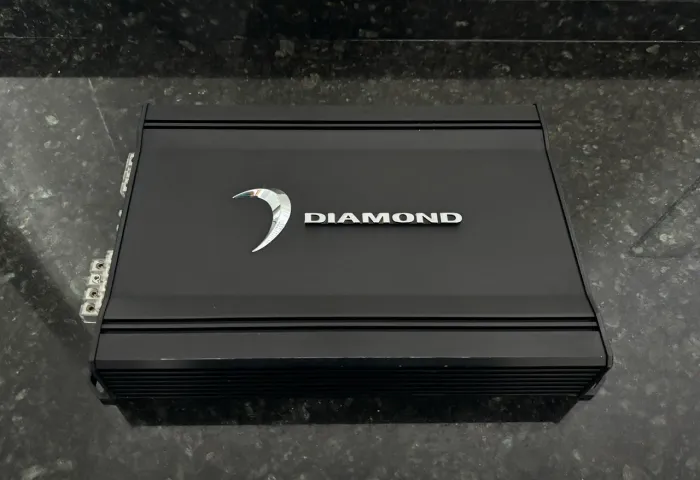 Amplificador Diamond D1 300.4