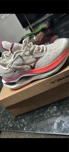 Tênis Mizzuno feminino