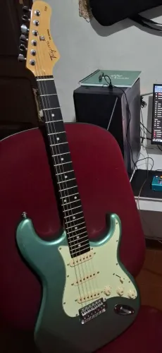 Guitarra Tagima TG-500