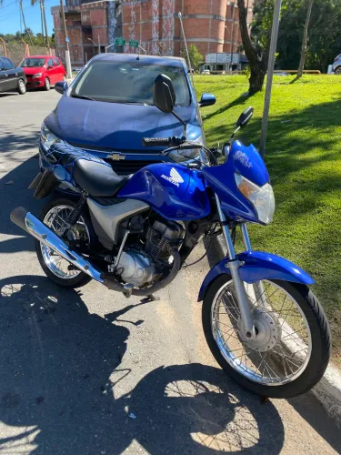 Honda titan 150 cg muito conservada
