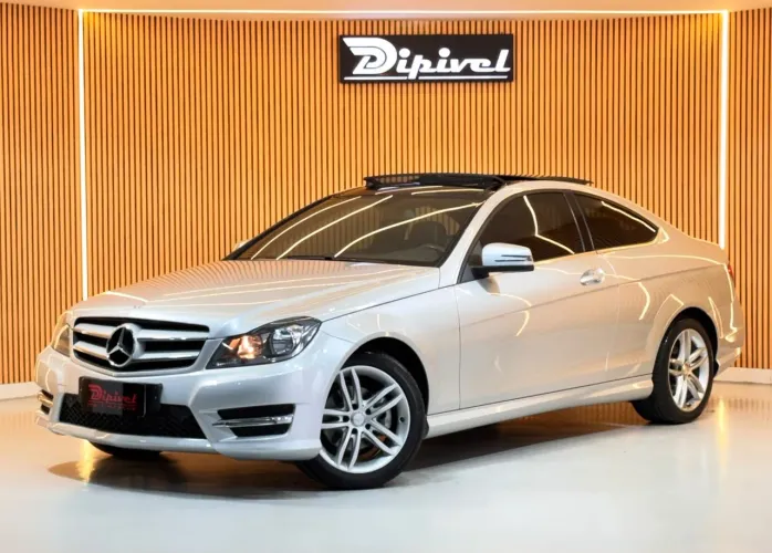 Mercedes-Benz C-180 CGI Coupe Sport 1.6 TB 16V Aut. 2015