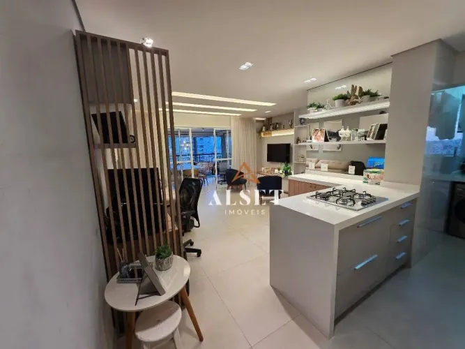 Apartamento com 2 dormitórios e varanda gourmet na Mooca