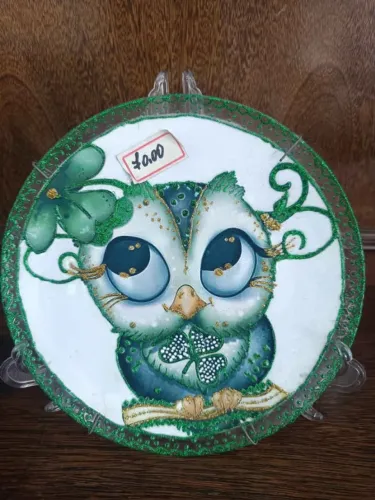 Prato decorativo pintado a mão