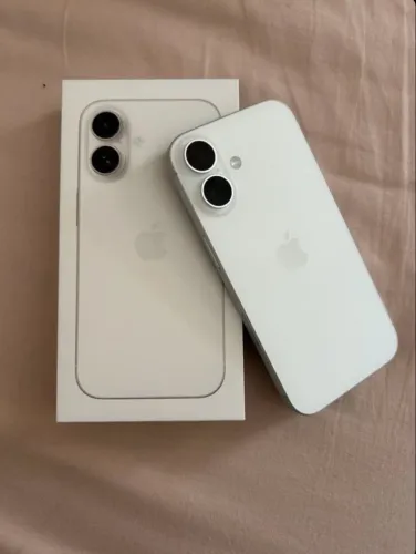 iPhone 16