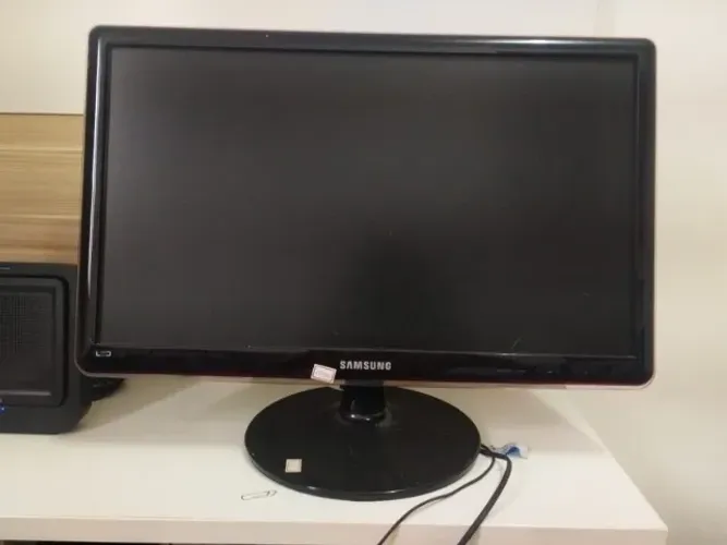 TV Monitor Samsung 24 - T24A350 - TV + Monitor