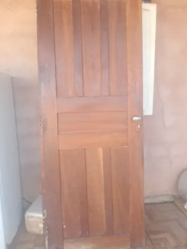 Portas ,janelas e Castilho usados